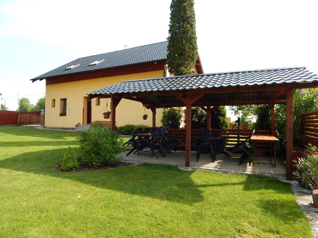 Penzion V Hajku Vřesina Exterior foto